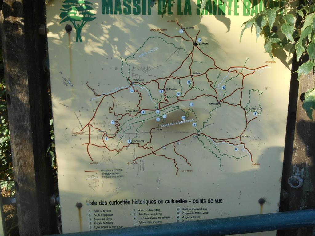 Gites Du Raby Signes Exteriér fotografie